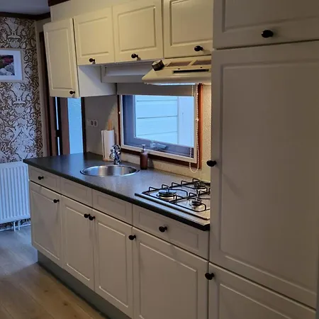4 Persoons Boetiekchalet Met Hottub * Voorthuizen