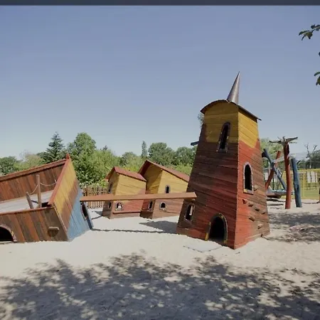 4 Persoons Boetiekchalet Met Hottub Chalet Voorthuizen