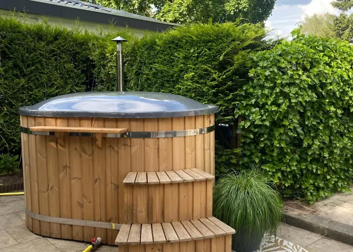 4 Persoons Boetiekchalet Met Hottub Chalet